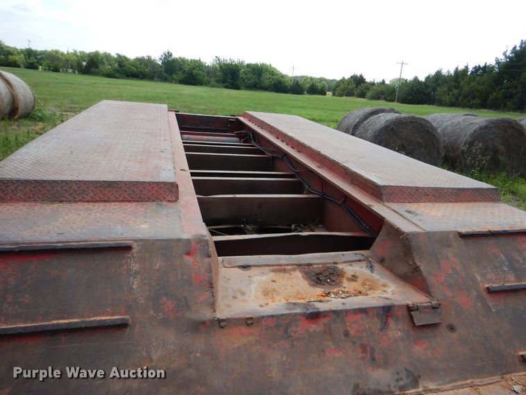 image for item DI0294 2000 Atoka 06-RGN-50-3 lowboy equipment trailer