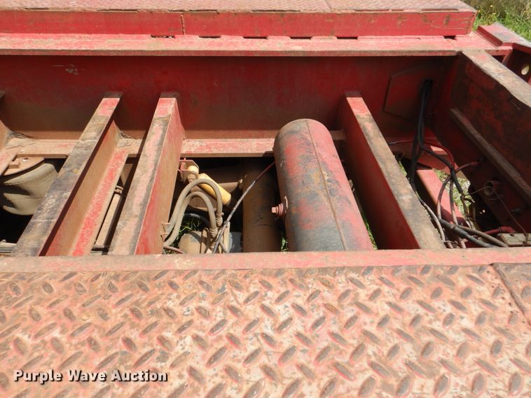 image for item DI0294 2000 Atoka 06-RGN-50-3 lowboy equipment trailer