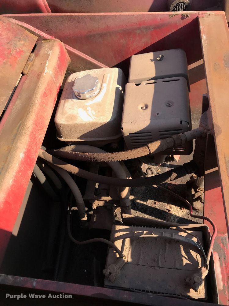 image for item DI0294 2000 Atoka 06-RGN-50-3 lowboy equipment trailer