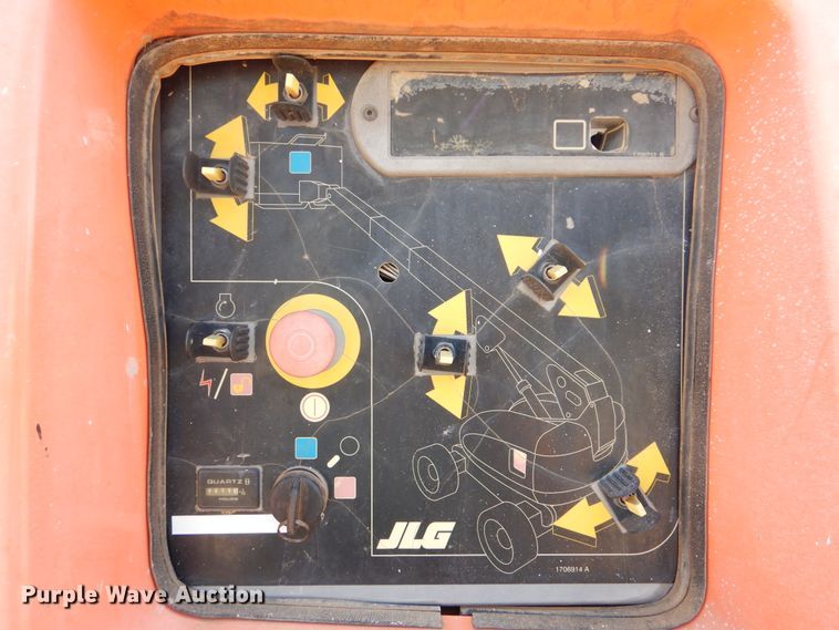 image for item DI0295 2008 JLG 600S  boom lift