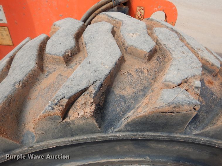 image for item DI0295 2008 JLG 600S  boom lift