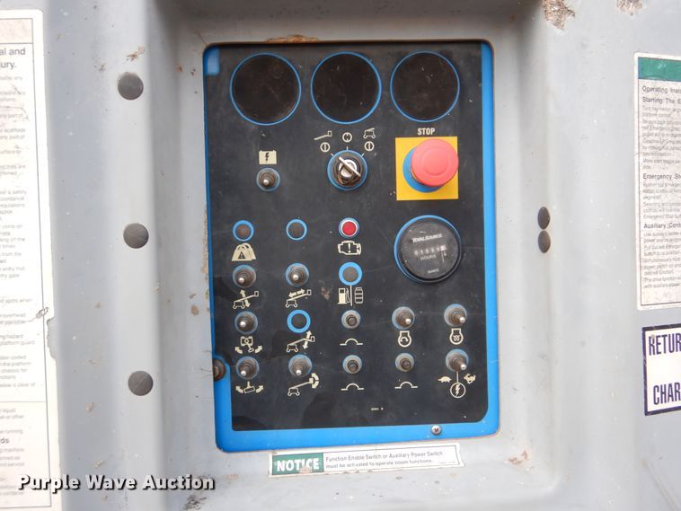 image for item DI0296 2008 Genie S-80  boom lift