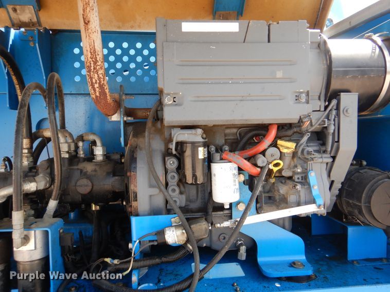 image for item DI0297 2008 Genie S60  boom lift