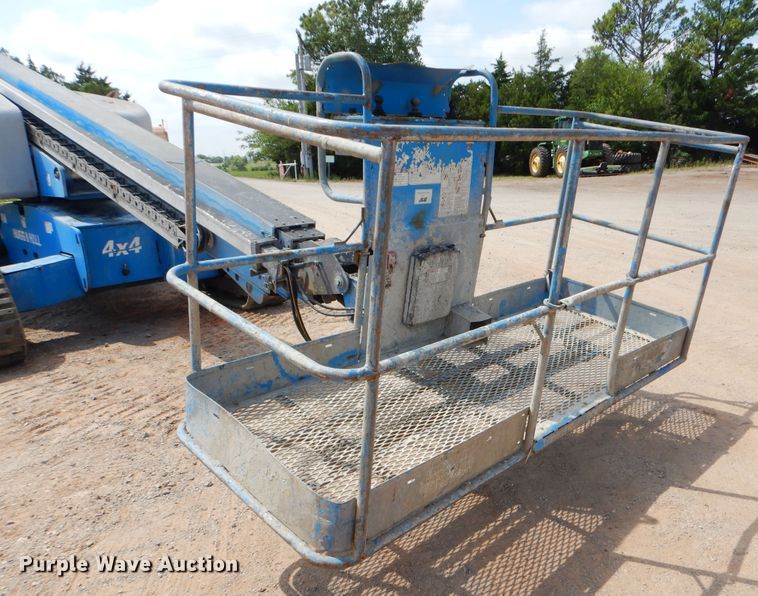 image for item DI0297 2008 Genie S60  boom lift