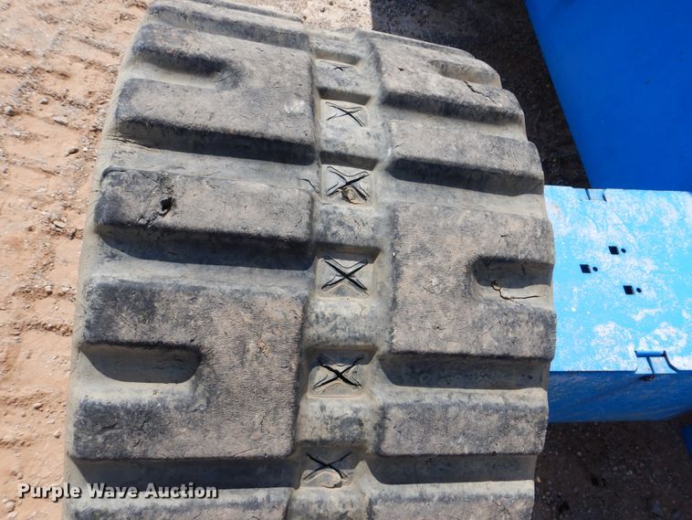 image for item DI0297 2008 Genie S60  boom lift