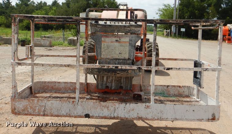 image for item DI0298 2008 JLG 600S  boom lift