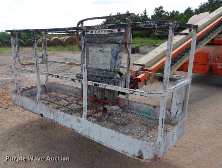 image for item DI0298 2008 JLG 600S  boom lift