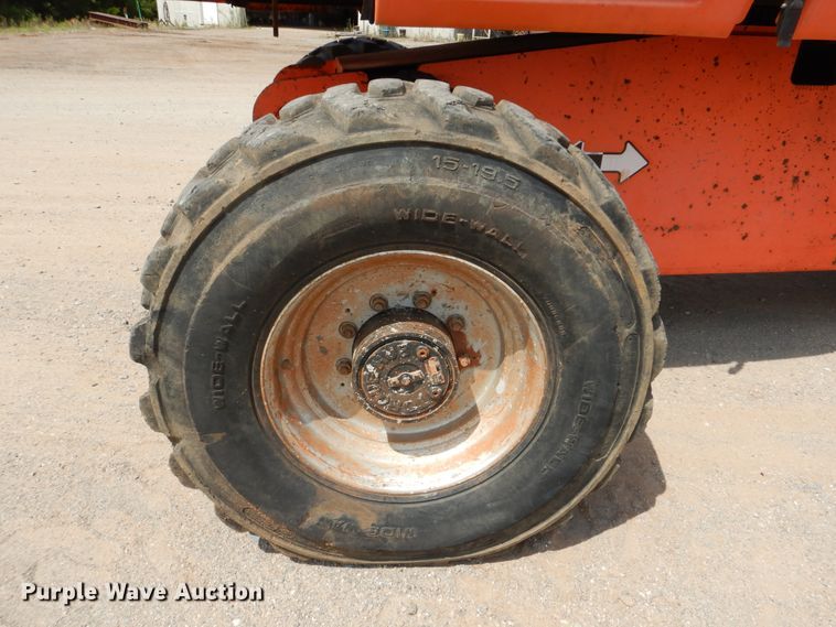 image for item DI0298 2008 JLG 600S  boom lift