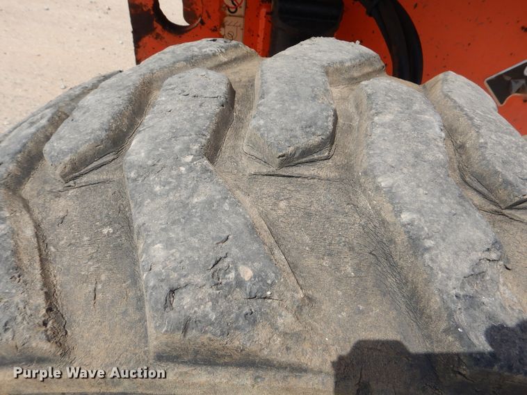 image for item DI0298 2008 JLG 600S  boom lift