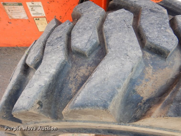 image for item DI0298 2008 JLG 600S  boom lift