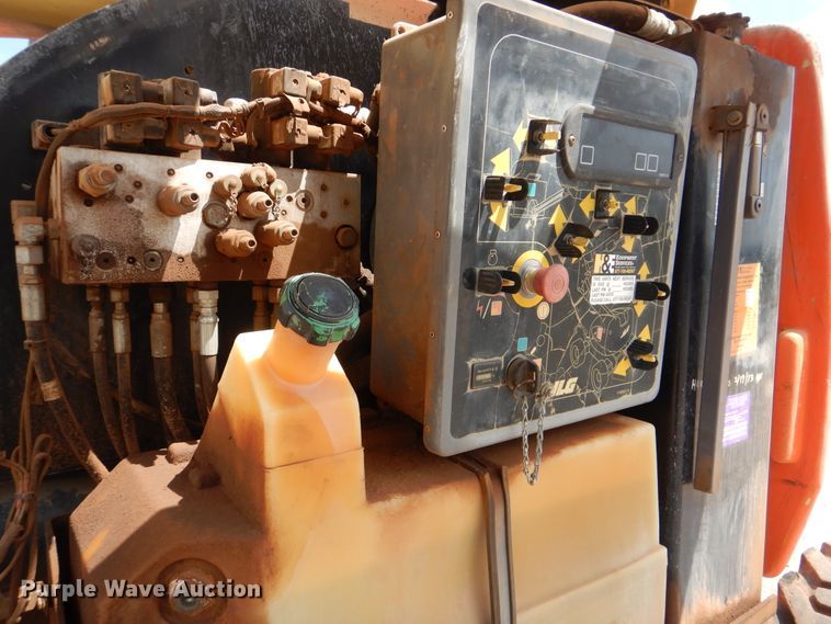 image for item DI0299 2007 JLG 450AJ  boom lift