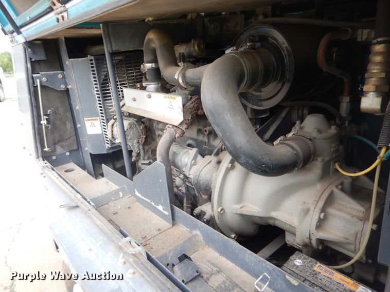 image for item DI0302 1999 Airman PDS185S6  air compressor