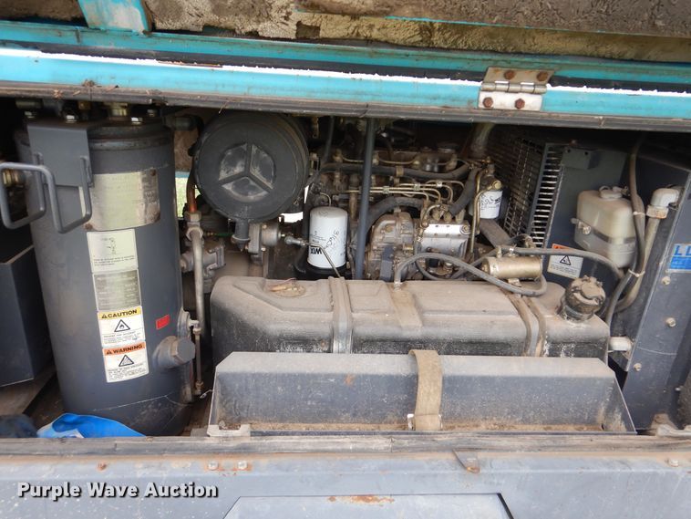 image for item DI0302 1999 Airman PDS185S6  air compressor