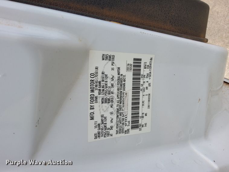 image for item DI0305 2014 Ford F150  SuperCab pickup truck