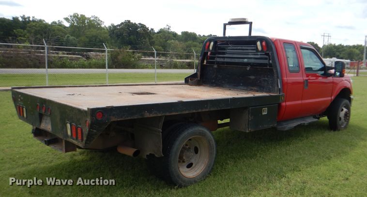 image for item DI0306 2012 Ford F550 Super Duty SuperCab flatbed truck