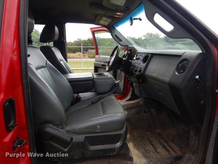 image for item DI0306 2012 Ford F550 Super Duty SuperCab flatbed truck