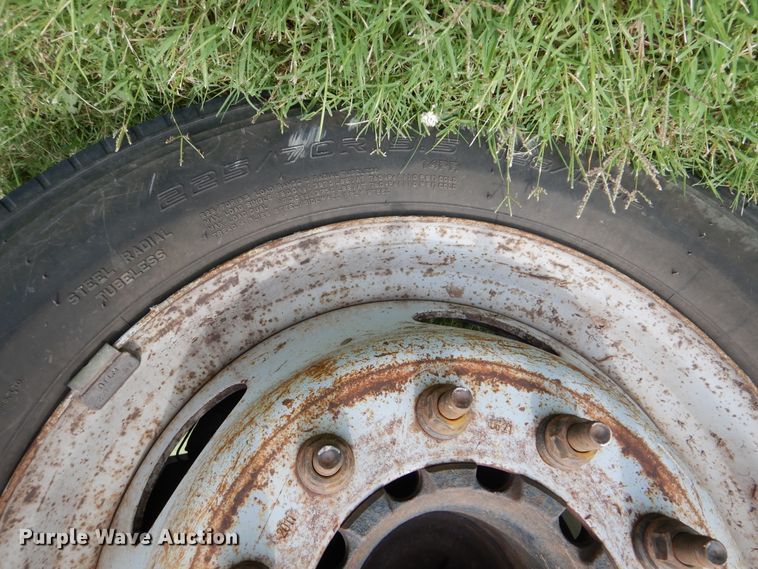 image for item DI0306 2012 Ford F550 Super Duty SuperCab flatbed truck