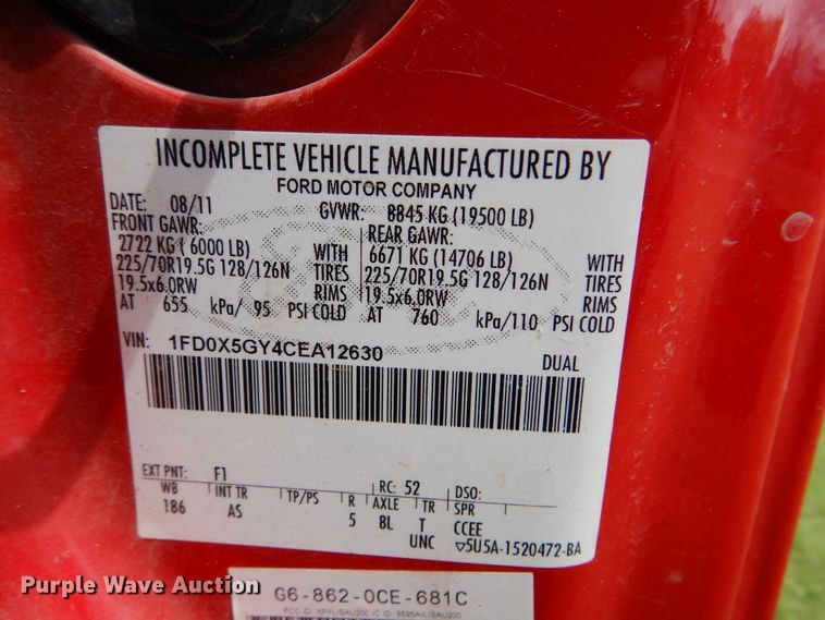 image for item DI0306 2012 Ford F550 Super Duty SuperCab flatbed truck