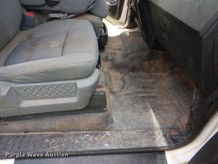 image for item DI0311 2013 Ford F150  SuperCab pickup truck