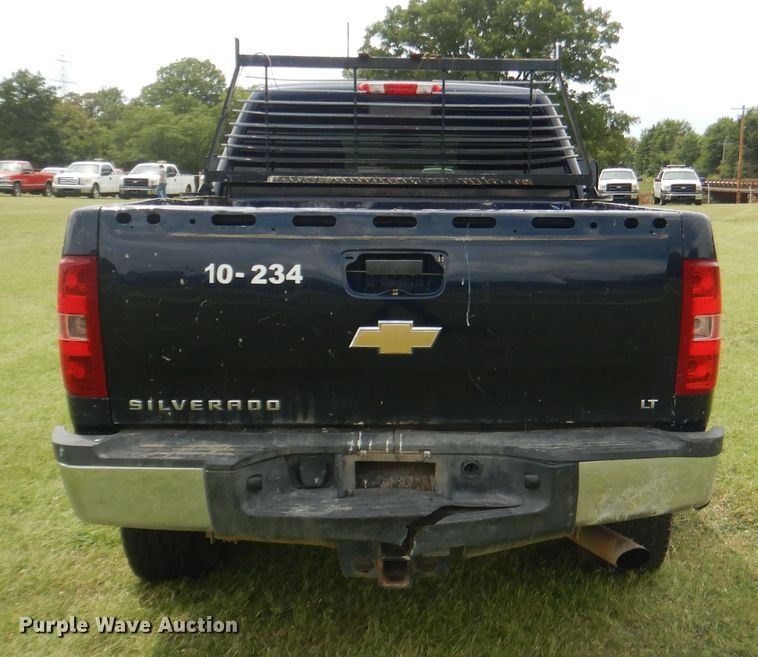 image for item DI0320 2011 Chevrolet Silverado 2500  Crew Cab pickup truck