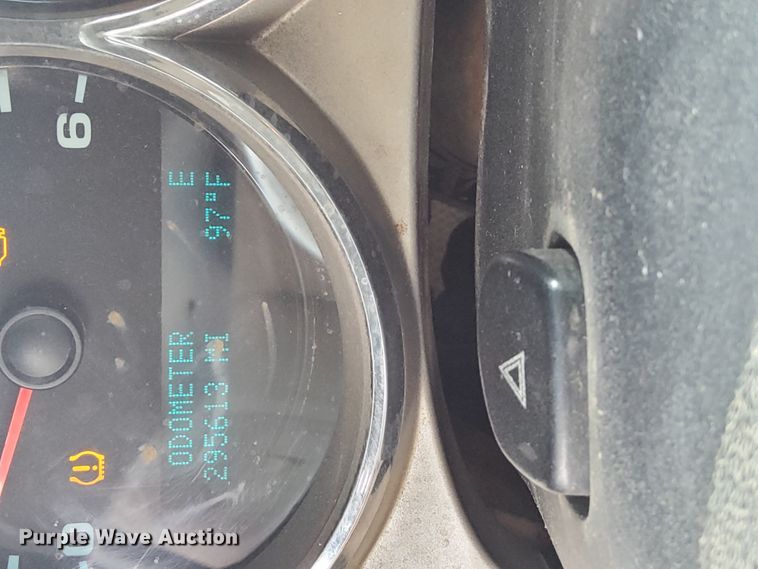 image for item DI0320 2011 Chevrolet Silverado 2500  Crew Cab pickup truck