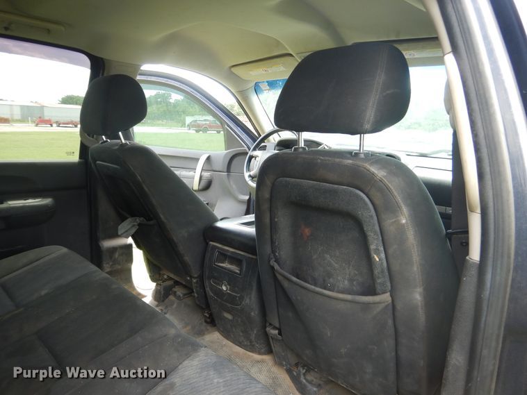 image for item DI0320 2011 Chevrolet Silverado 2500  Crew Cab pickup truck