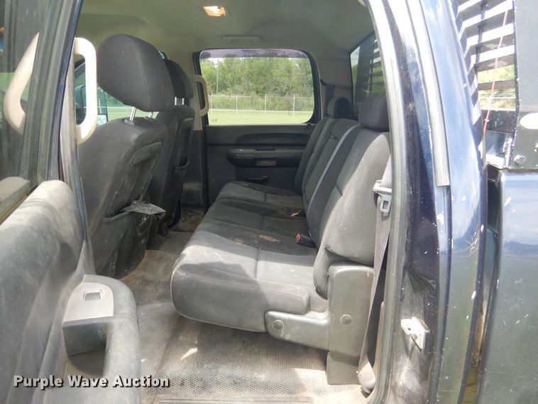 image for item DI0320 2011 Chevrolet Silverado 2500  Crew Cab pickup truck