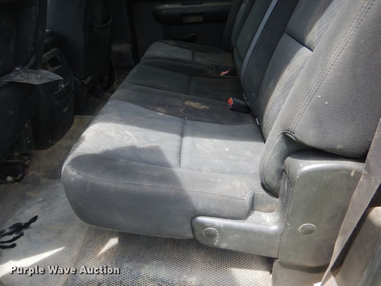 image for item DI0320 2011 Chevrolet Silverado 2500  Crew Cab pickup truck