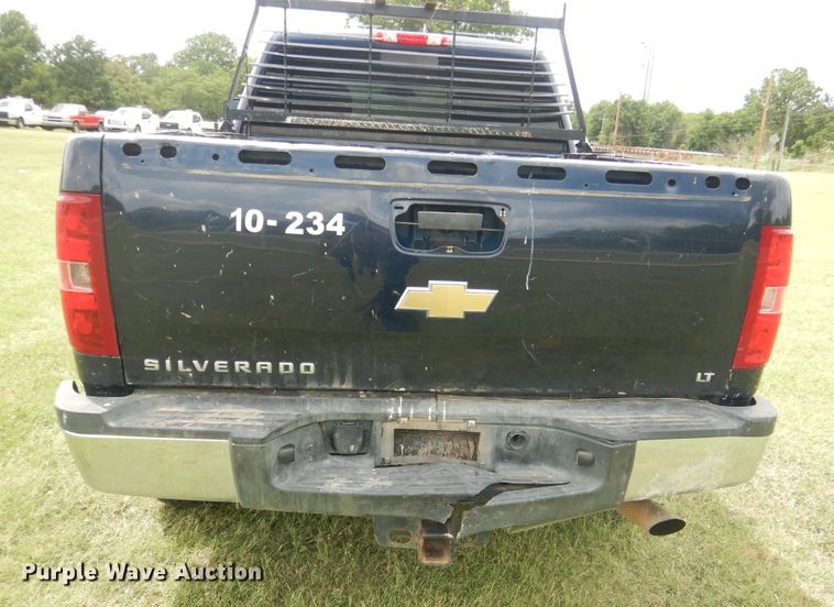 image for item DI0320 2011 Chevrolet Silverado 2500  Crew Cab pickup truck