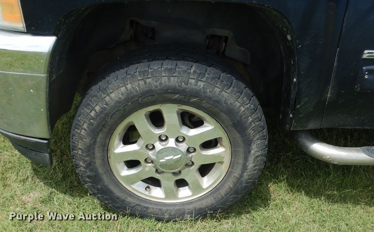 image for item DI0320 2011 Chevrolet Silverado 2500  Crew Cab pickup truck
