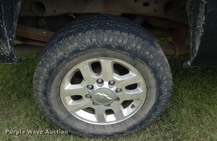 image for item DI0320 2011 Chevrolet Silverado 2500  Crew Cab pickup truck