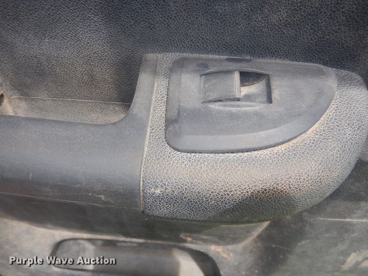 image for item DI0321 2011 Chevrolet Silverado 3500HD  Ext. Cab pickup truck