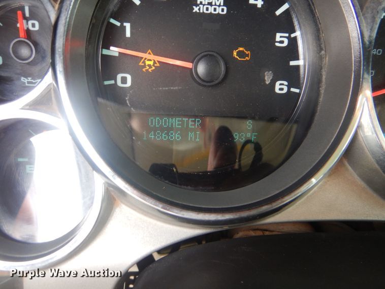 image for item DI0321 2011 Chevrolet Silverado 3500HD  Ext. Cab pickup truck