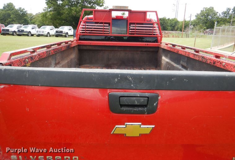 image for item DI0321 2011 Chevrolet Silverado 3500HD  Ext. Cab pickup truck