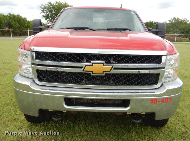 image for item DI0322 2013 Chevrolet Silverado 3500HD  Ext. Cab pickup truck
