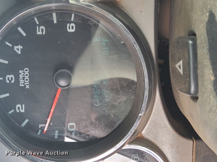 image for item DI0322 2013 Chevrolet Silverado 3500HD  Ext. Cab pickup truck