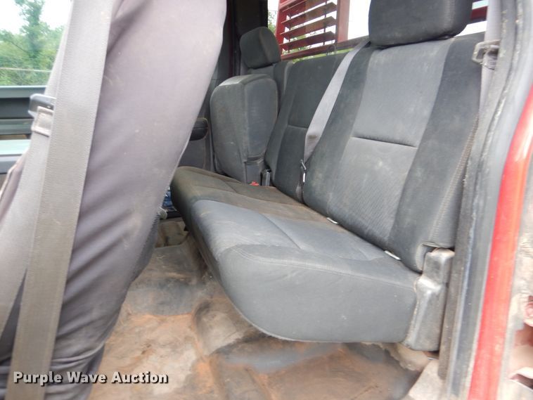 image for item DI0322 2013 Chevrolet Silverado 3500HD  Ext. Cab pickup truck