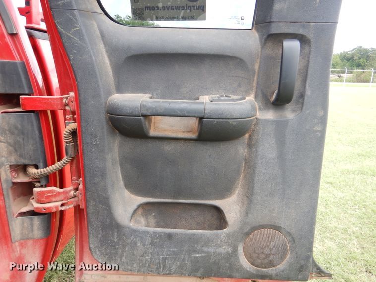 image for item DI0322 2013 Chevrolet Silverado 3500HD  Ext. Cab pickup truck