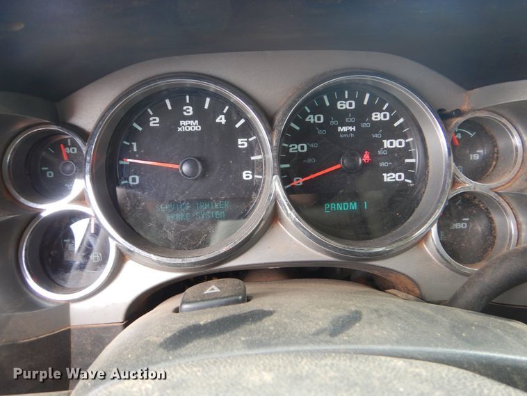 image for item DI0322 2013 Chevrolet Silverado 3500HD  Ext. Cab pickup truck