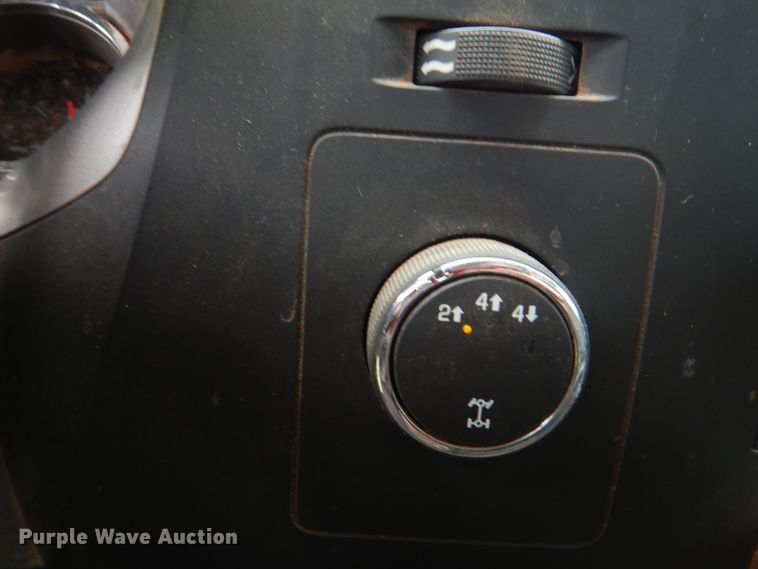 image for item DI0322 2013 Chevrolet Silverado 3500HD  Ext. Cab pickup truck