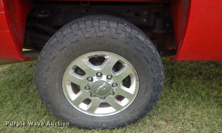 image for item DI0322 2013 Chevrolet Silverado 3500HD  Ext. Cab pickup truck