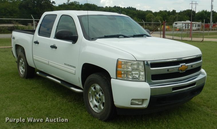 image for item DI0323 2011 Chevrolet Silverado 1500  Crew Cab pickup truck