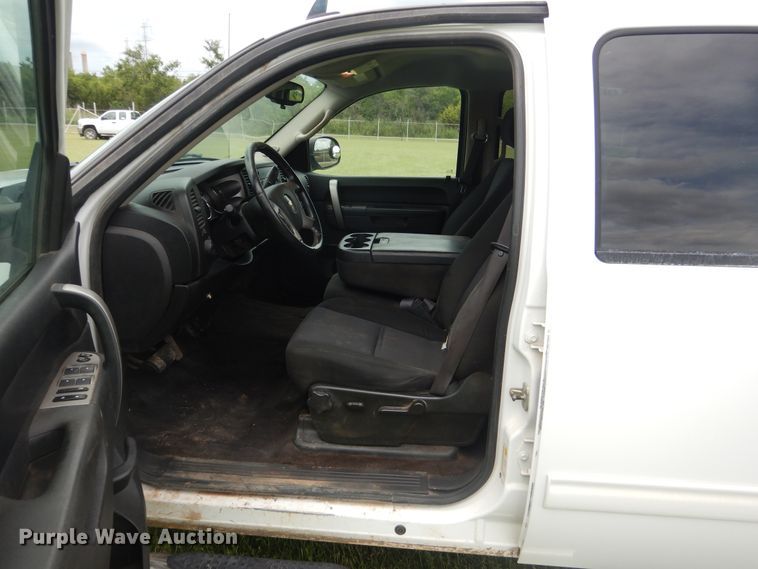 image for item DI0323 2011 Chevrolet Silverado 1500  Crew Cab pickup truck