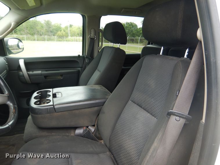 image for item DI0323 2011 Chevrolet Silverado 1500  Crew Cab pickup truck