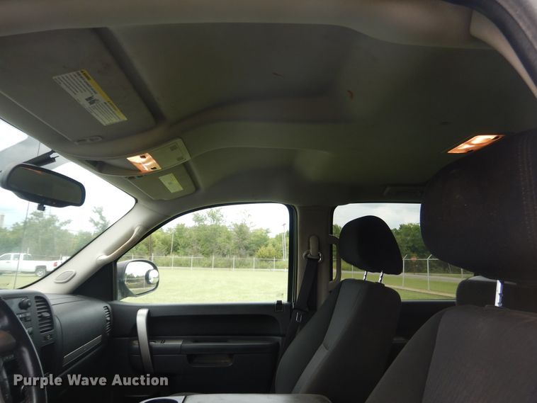 image for item DI0323 2011 Chevrolet Silverado 1500  Crew Cab pickup truck