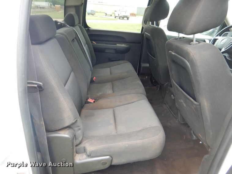 image for item DI0323 2011 Chevrolet Silverado 1500  Crew Cab pickup truck