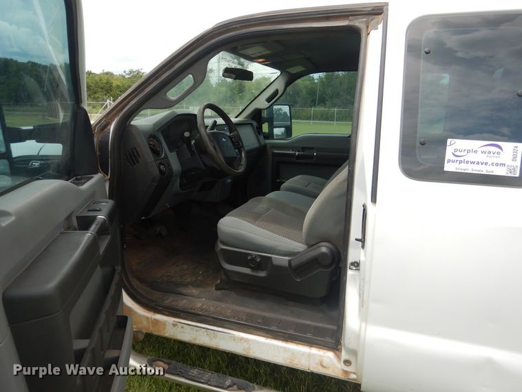 image for item DI0324 2014 Ford F250 Super Duty  SuperCab pickup truck