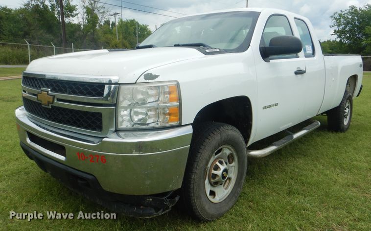 image for item DI0325 2011 Chevrolet Silverado 2500HD  Ext. Cab pickup truck