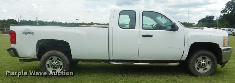 image for item DI0325 2011 Chevrolet Silverado 2500HD  Ext. Cab pickup truck