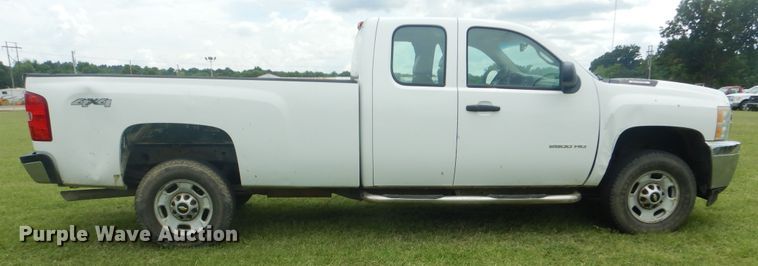 image for item DI0325 2011 Chevrolet Silverado 2500HD  Ext. Cab pickup truck